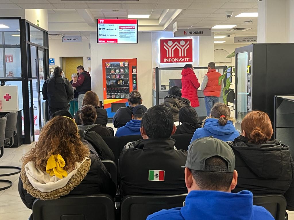Reactiva INFONAVIT conversión de créditos de VSM a pesos; fueron más de 23 mil trámites en 2023.