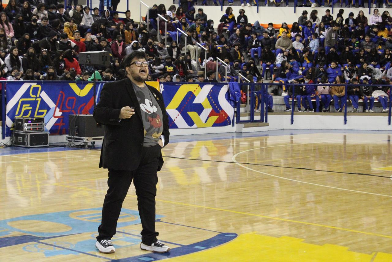 Lleva DIF Estatal conferencia motivacional a 3 mil estudiantes.