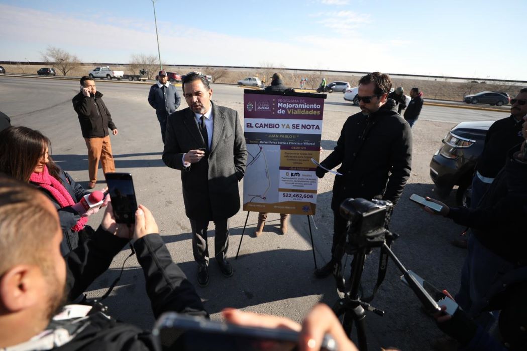 Supervisa Alcalde trabajos de remodelación del camellón Juan Pablo II