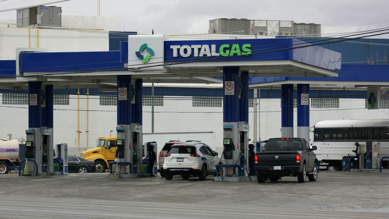 Aún no se publica reducción al estímulo fiscal para las gasolinas.