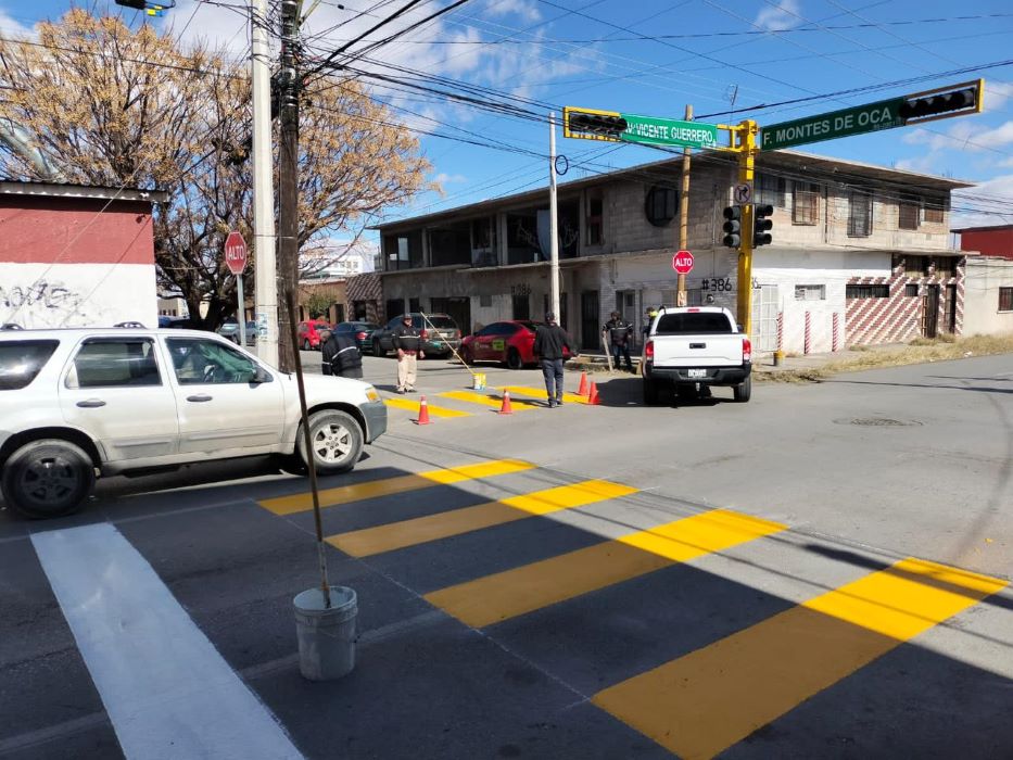 Eliminan semáforos de Vicente Guerrero y Montes de Oca