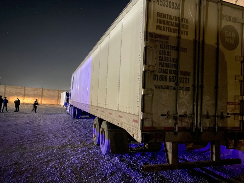 Recuperan tráiler robado y detienen a sujeto  