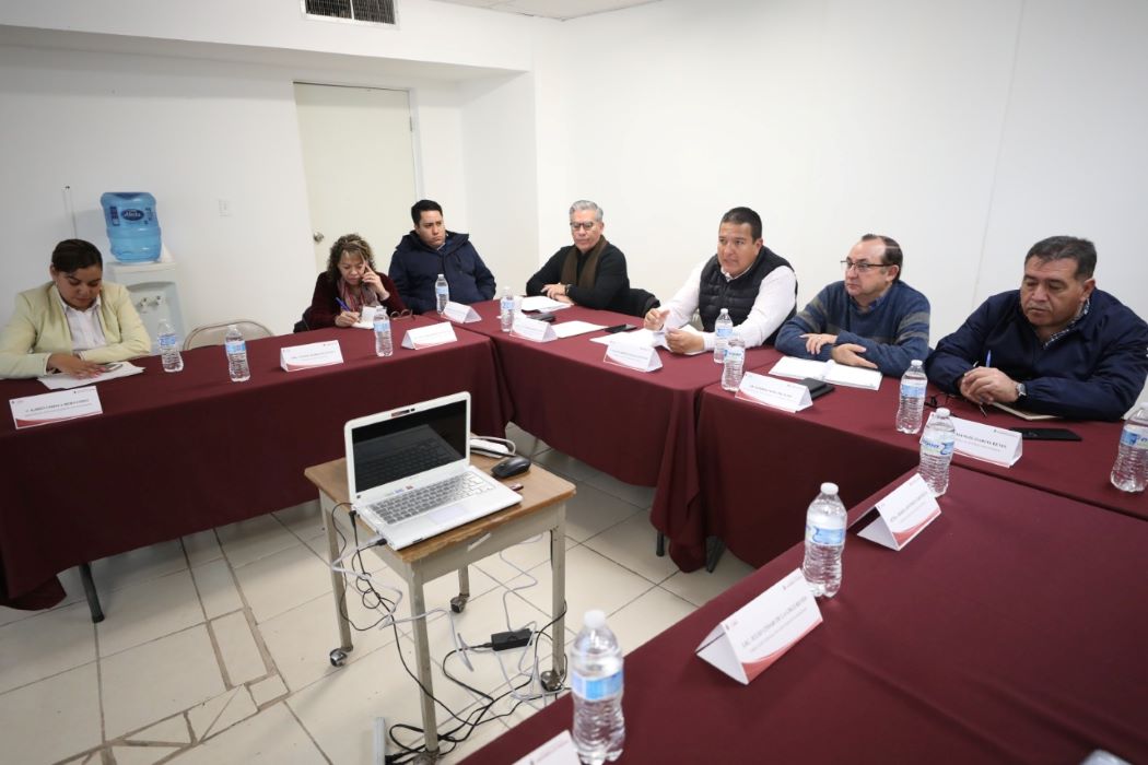 Unen esfuerzos dependencias municipales para beneficio de la comunidad