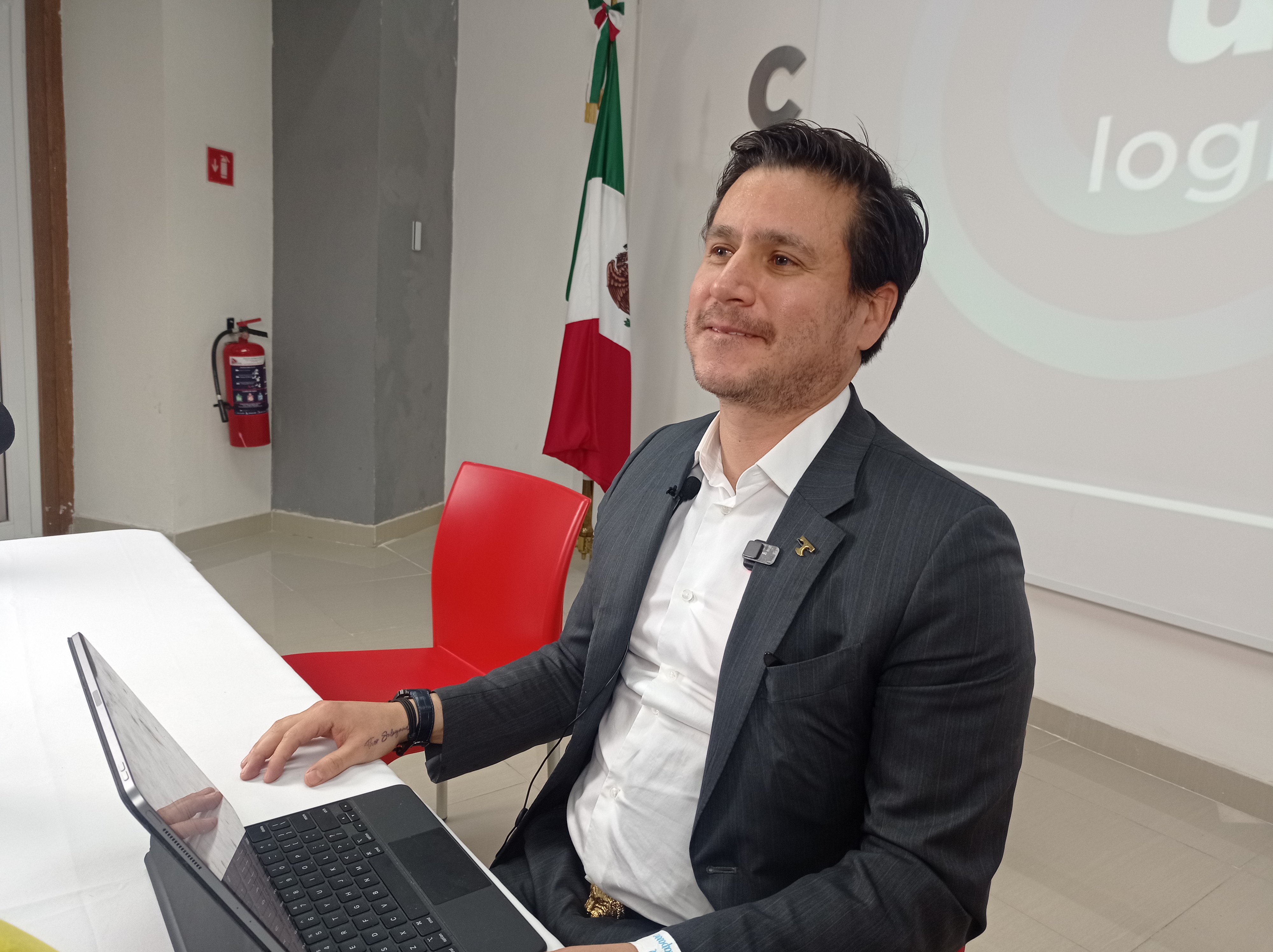 Empresarios sacrifican utilidad para no aumentar precios al público.