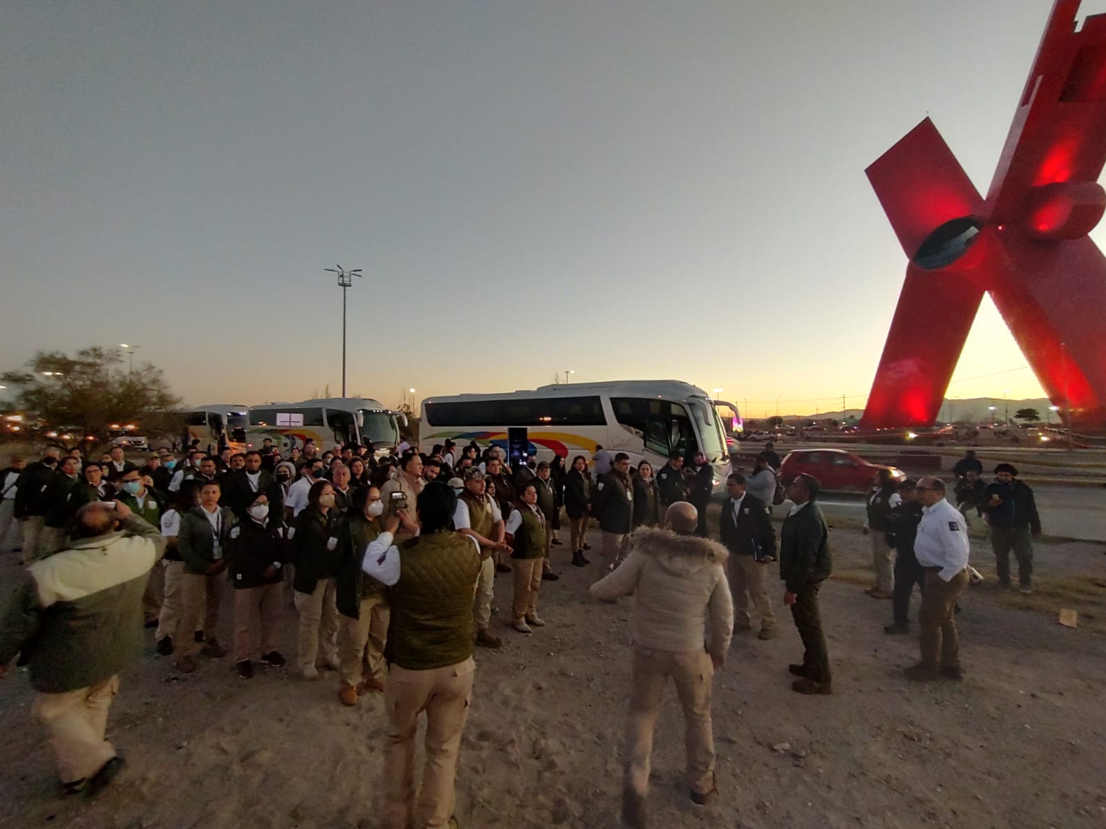 Emprende INM en operativo para resguardar a migrantes que permanecen en el Río Bravo.