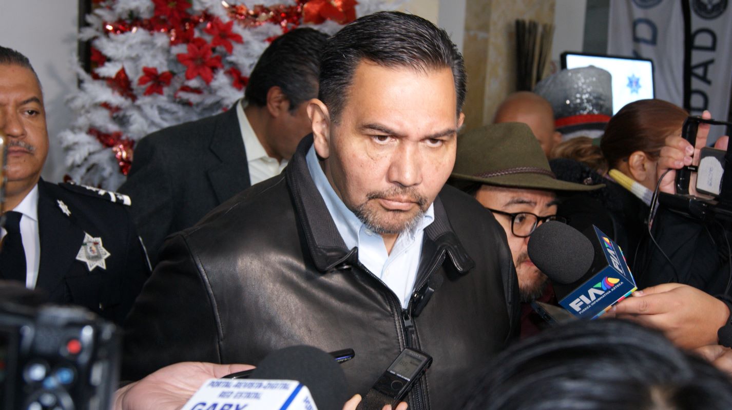 Anuncia alcalde oportunidad de créditos hipotecarios para policías.