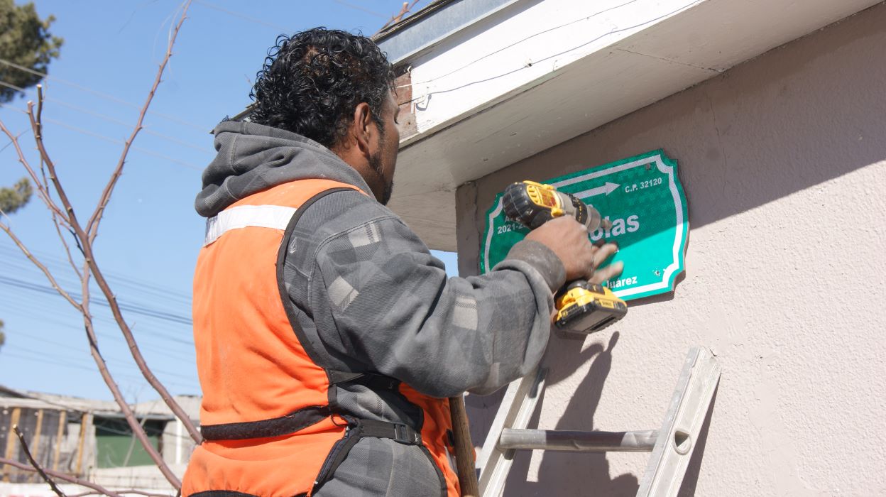 Más de mil 500 placas de nomenclatura a instalado Desarrollo Urbano