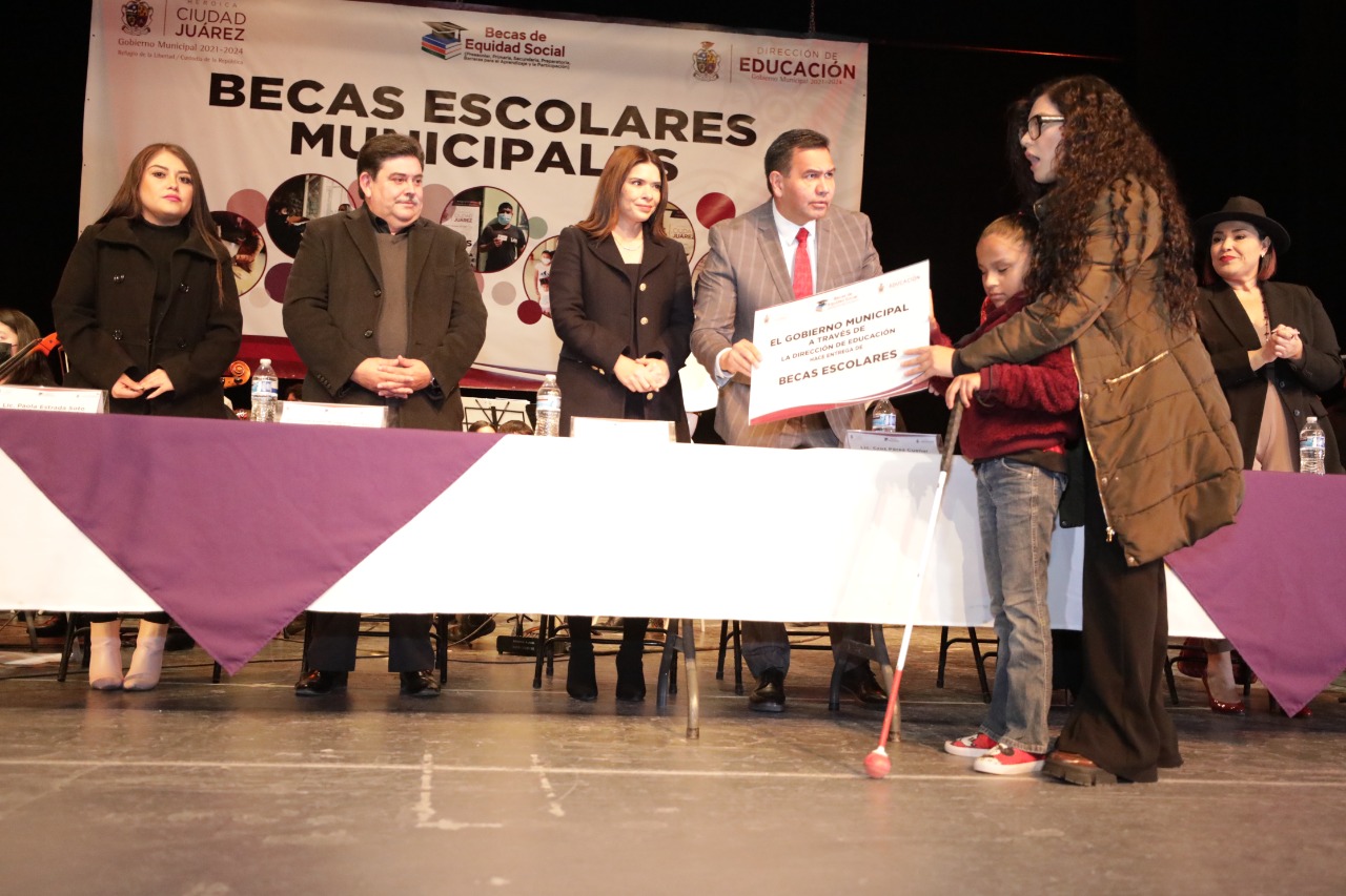 Destinará Gobierno Municipal 43 mdp para becas escolares