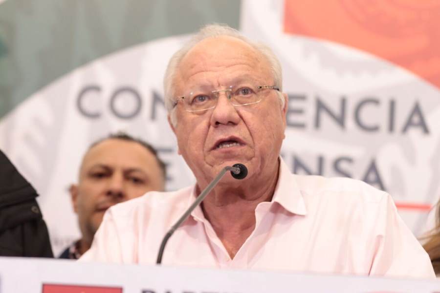 Lamentan sectores fallecimiento de Héctor Murguía.