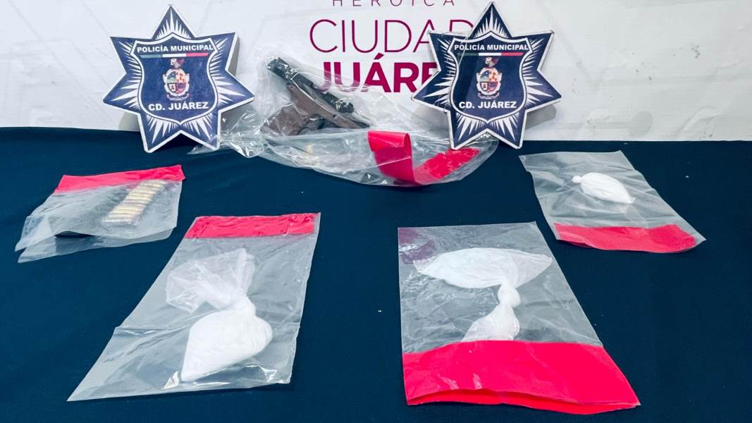 Por percance vial detienen a sujeto con arma y droga
