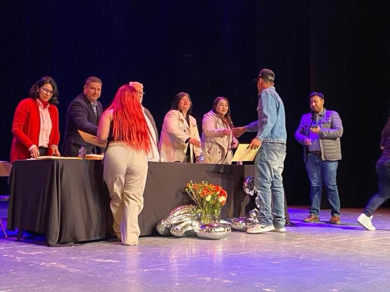 Programa Educación a Menores con Maduración Asistida graduó 167 jóvenes