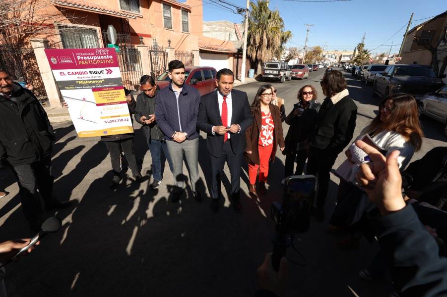 Entregó Presidente Pérez Cuéllar obras de repavimentación