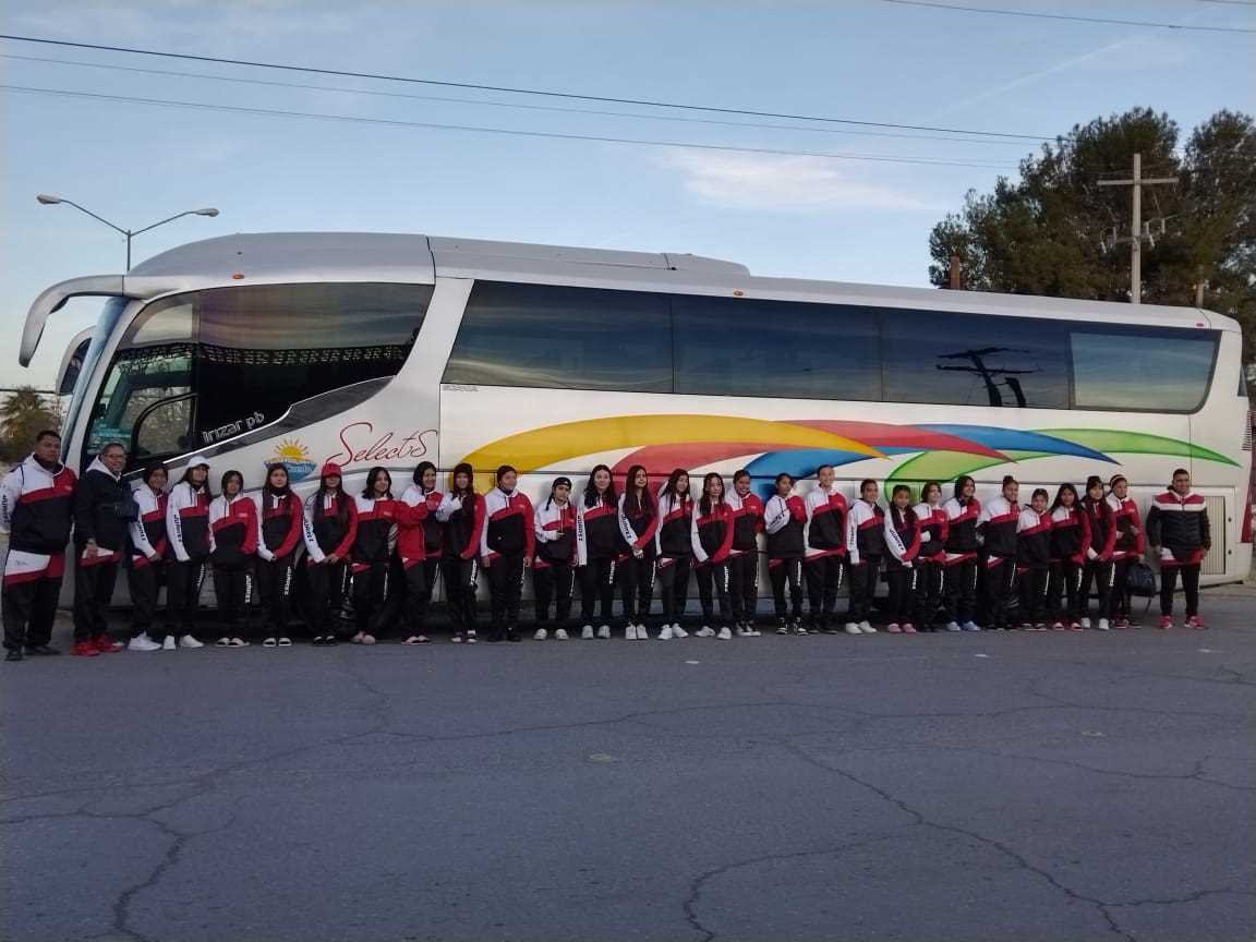 La Selección Femenil de Fútbol salió rumbo a Chihuahua para el Estatal de Conade 2023