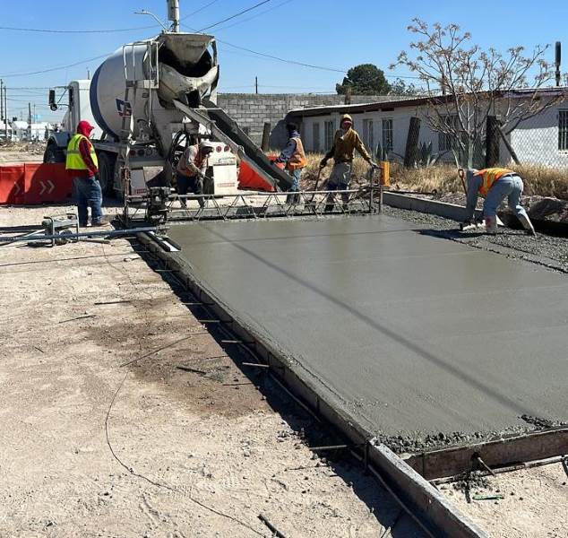 Avanza pavimentación de las calles Batalla del Paredón y Yucatán