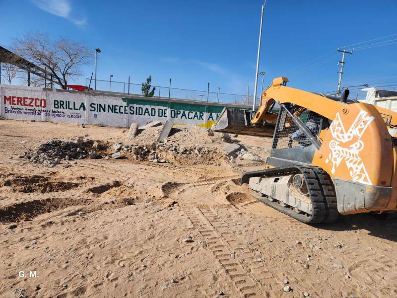 Atiende Dirección de Limpia diferentes puntos de la ciudad