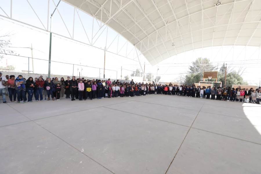 Apoyo a escuelas se hace sin discriminación o favoritismo