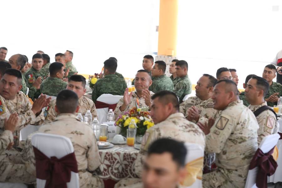 Reconoce alcalde al Ejército Mexicano y agradece el apoyo en beneficio de los juarenses