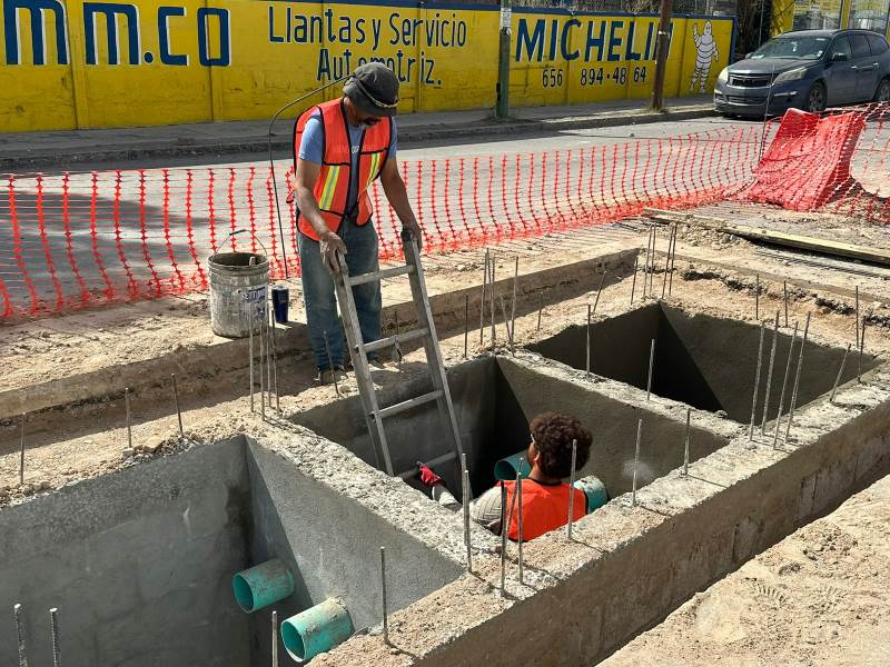 Obras Públicas construye 56 pozos de absorción en 33 puntos de la ciudad