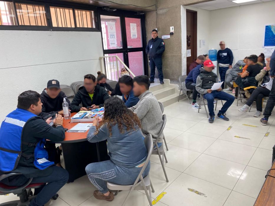 Municipio y Federación intervienen cruceros para ofrecer asesorías y servicios a migrantes