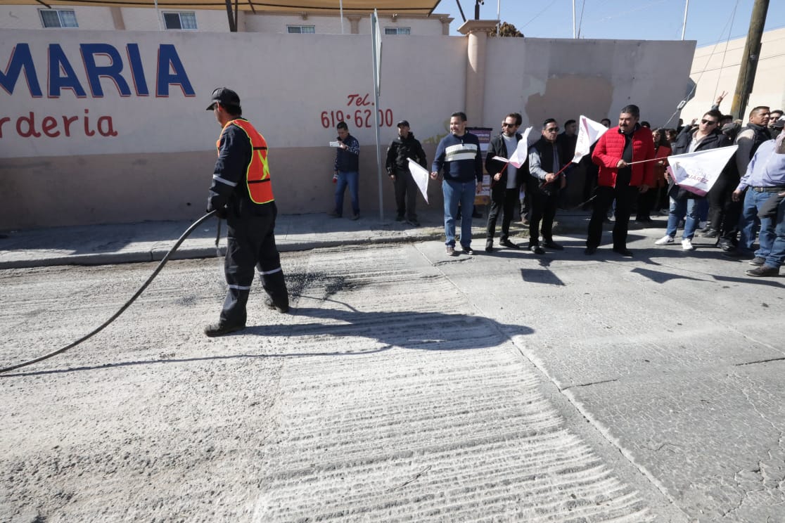 Arrancaron obras de repavimentación en avenida Tecnológico