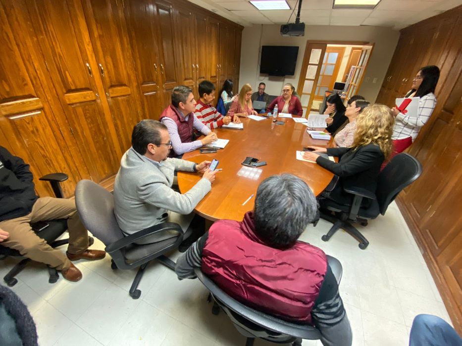 Aprueban en comisiones subsidios para la Cruz Roja y 17 escuelas