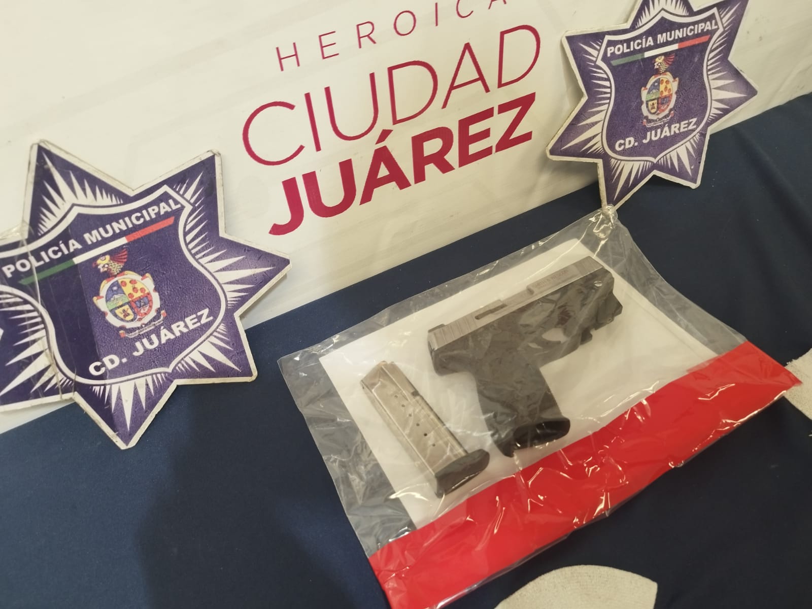 Arrestan municipales a dos adolescentes responsables de homicidio.