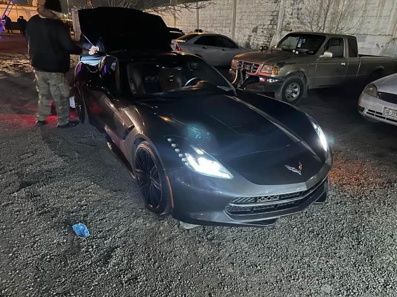 Asegura Vialidad 38 vehículos por jugar arrancones