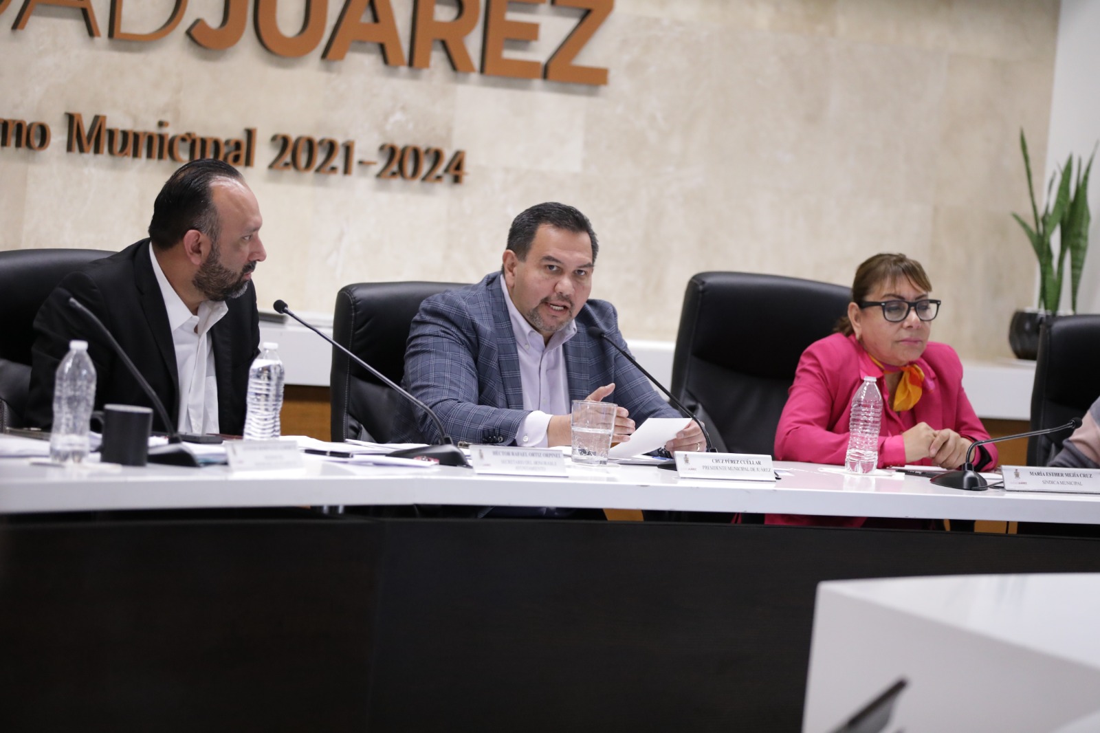 Exhorta Cabildo al estado para participar en materia de transporte.