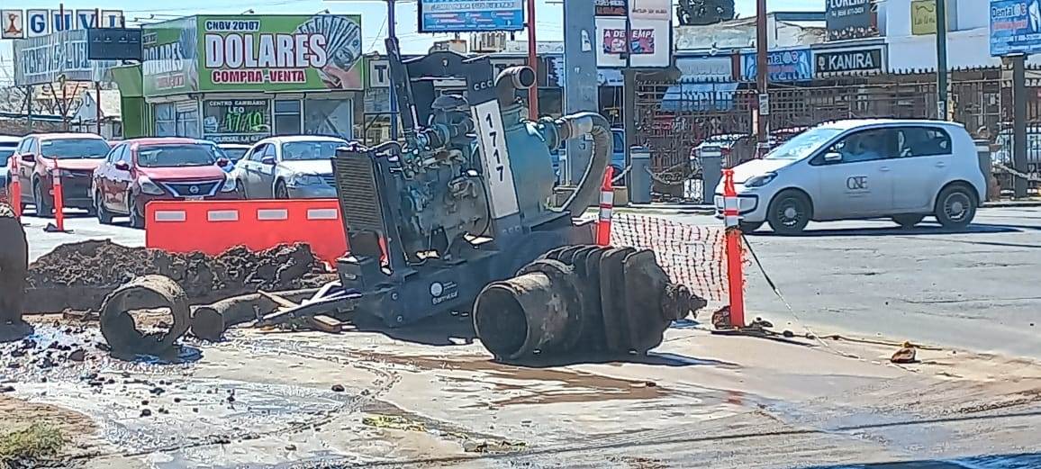 JMAS pide a usuarios “purgar” hasta que deje de salir chocolatosa