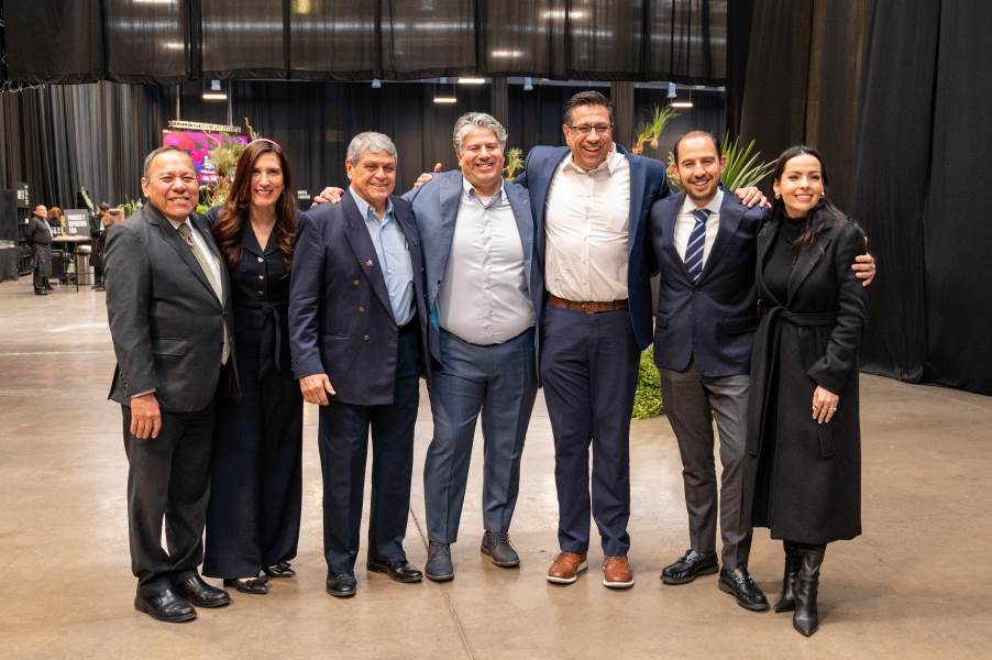 Pura artillería del “Frente por México “