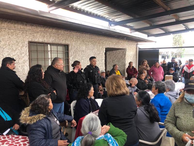 Amplia SSPM plática a adultos mayores en la colonia Lucio Blanco II