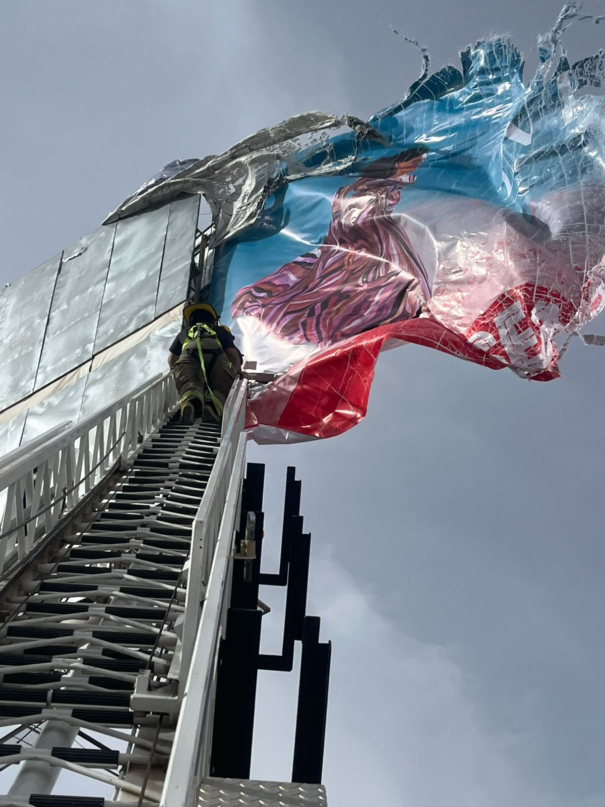 Protección Civil atendió 75 servicios por vientos de hasta 99 km/h