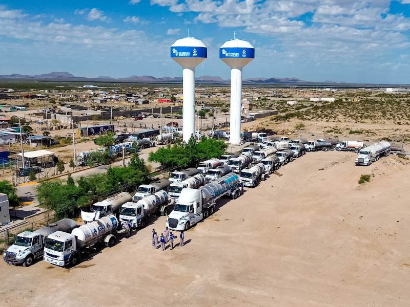 JMAS presenta 45 pipas y rutas de distribución para abastecer de agua a más de 6 mil familias en Los Kilómetros