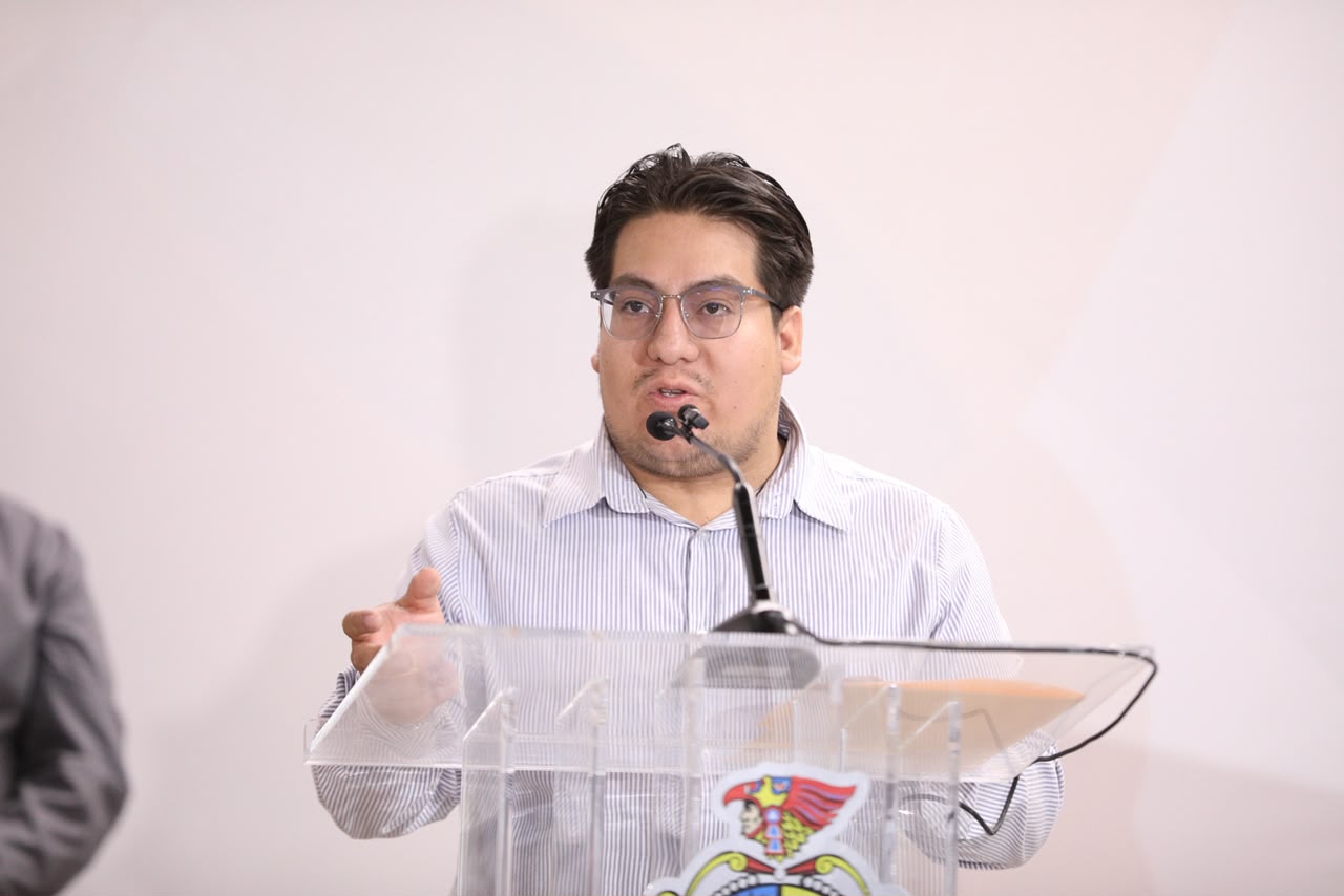 Abren convocatoria de becas para aspirantes a la UTPN.