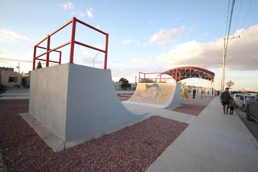 Entregan rehabilitación del Parque Riberas del Real