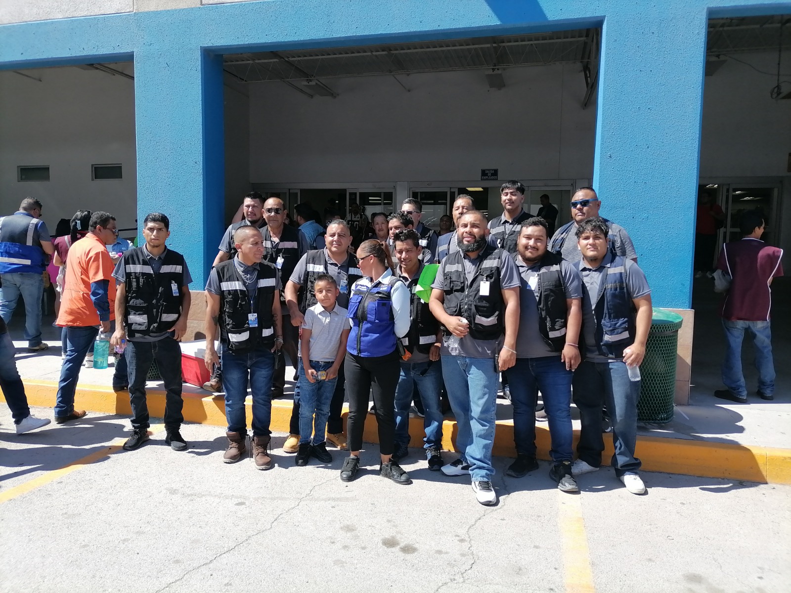 Festejan 5 años de servicio en transporte.