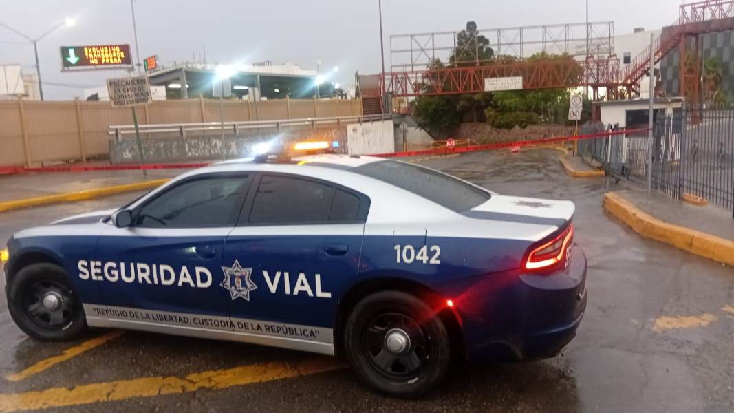 Alertan sobre pasos a desnivel y cruceros afectados por lluvias en Juárez