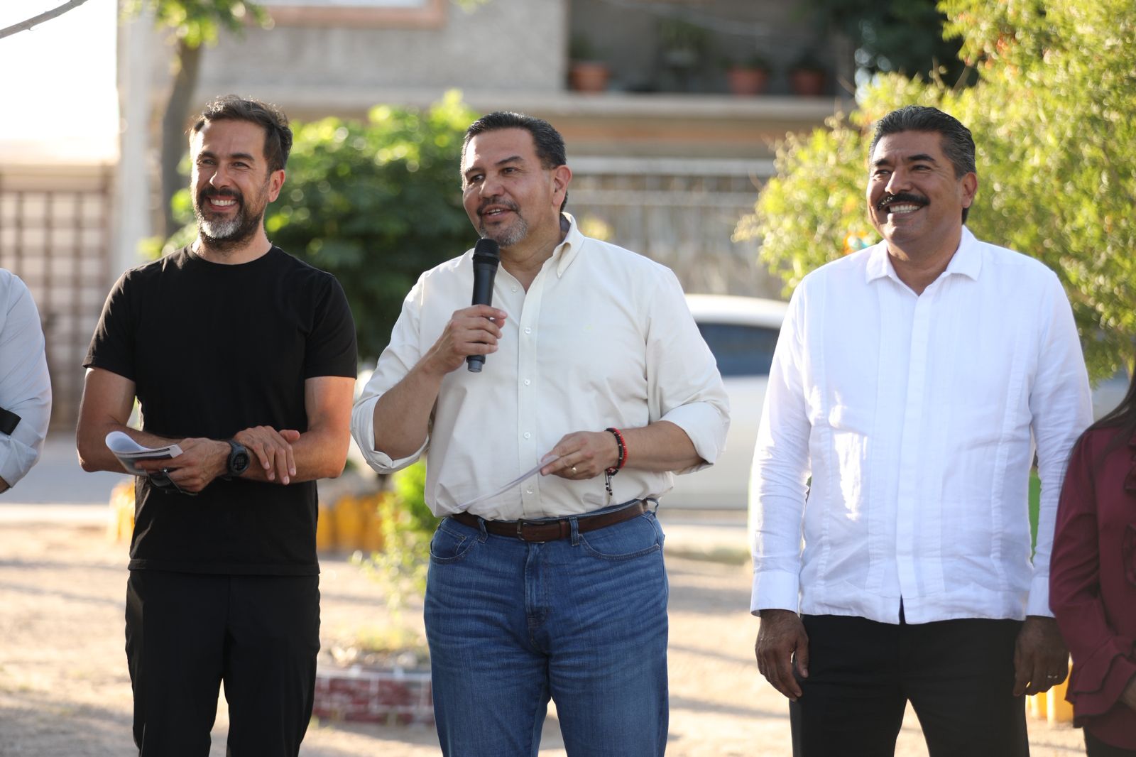 Reciben ciudadanos obra de rehabilitación del parque El Encanto, en Infonavit Salvárcar.