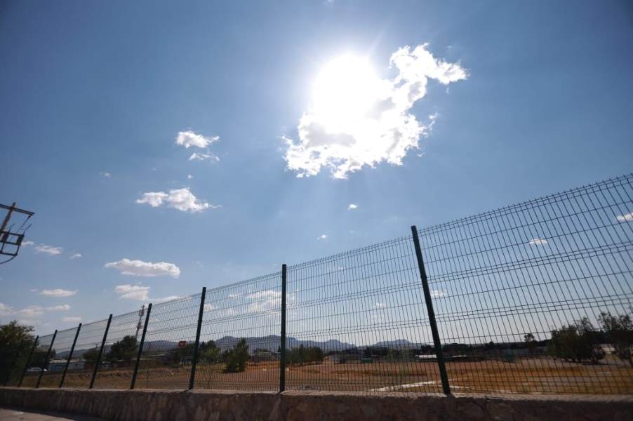 Protección Civil mantiene alerta por altas temperaturas este jueves