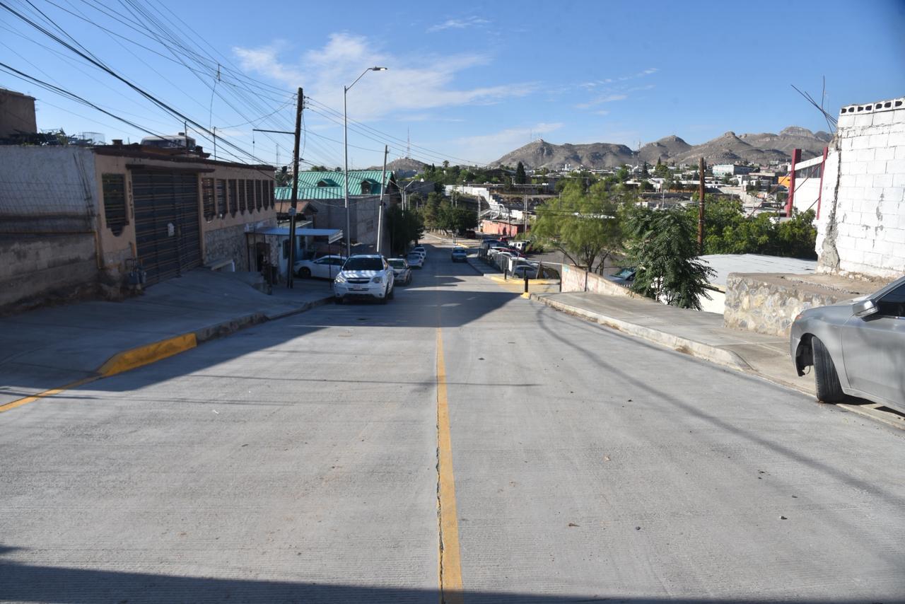 Concluyen pavimentación de la calle 15 de Septiembre en la colonia Ignacio Allende