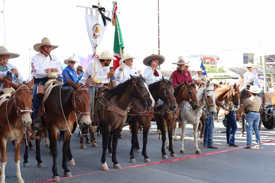 Más de 600 jinetes de la Gran Cabalgata Villista arribaron a Chihuahua capital