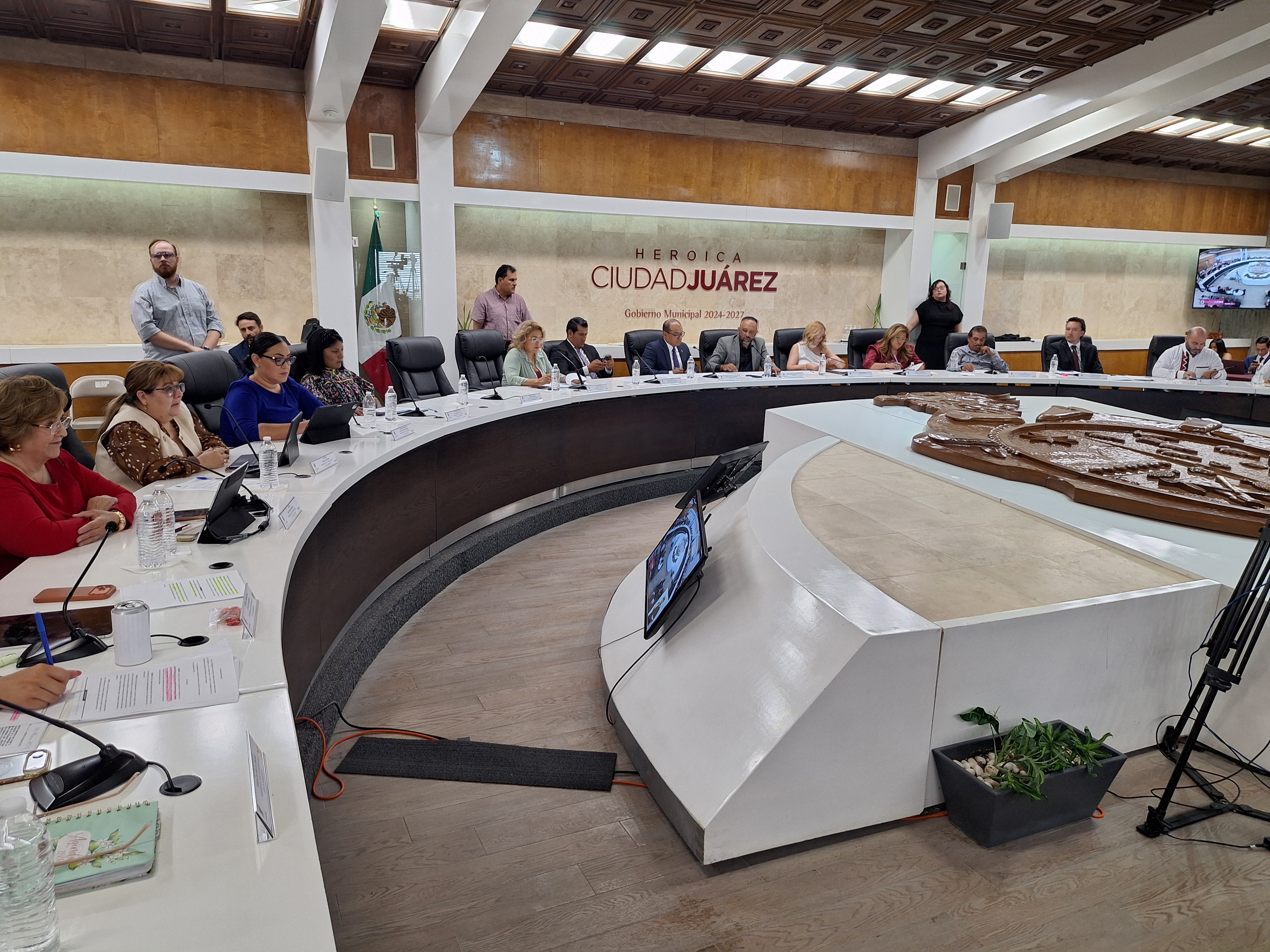 Aprueba Cabildo reasignación de recursos para fortalecer varios programas.