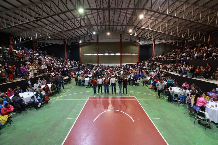 Cruz Pérez Cuéllar llama a fortalecer la organización de Morena en Guadalupe y Calvo