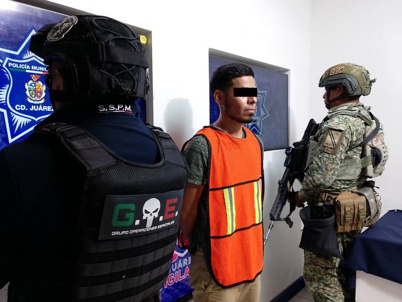 Detienen a hombre con presunta droga en Riveras del Bravo
