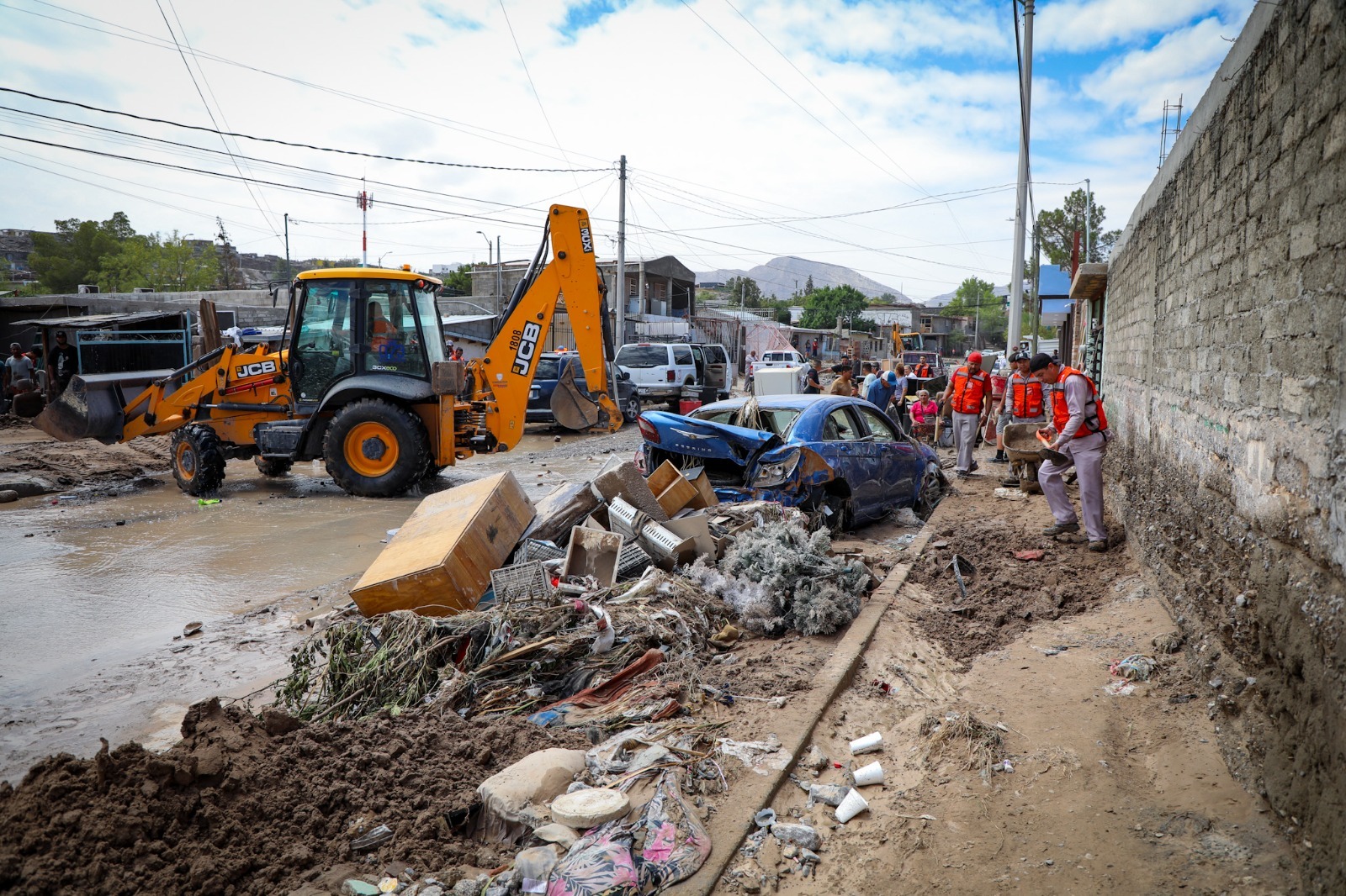 Instala JMAS nuevo operativo de limpieza en colonias.