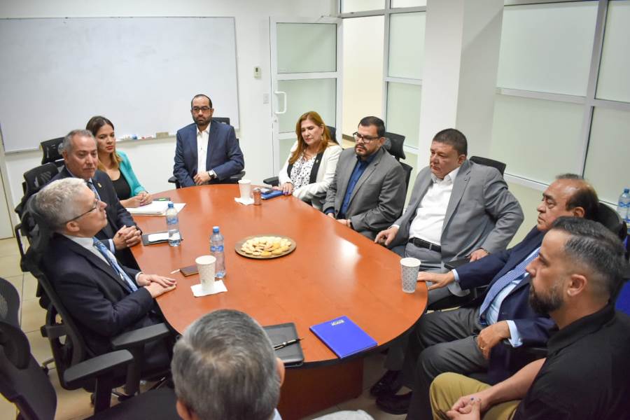 Destaca fiscal general César Jáuregui relación binacional con EU