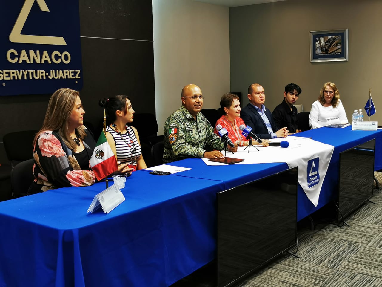 Compromete CANACO 300 casas para agremiados.