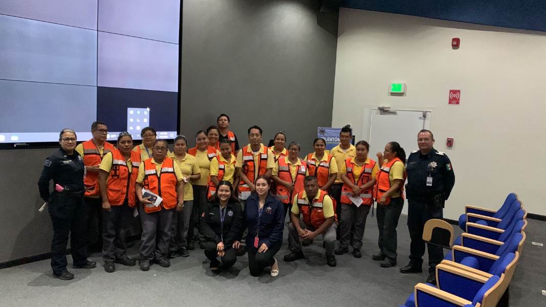 Trabajadores de maquila recibieron platicas de prevención del suicidio