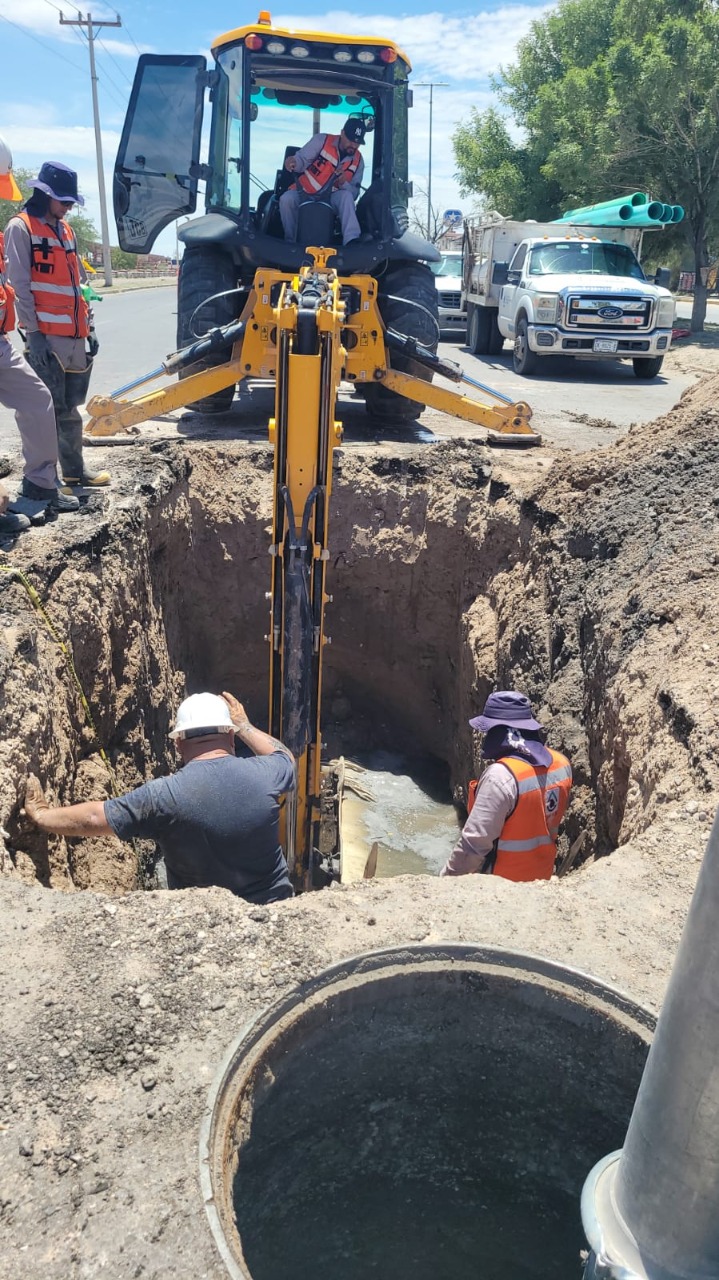 La JMAS Juárez repara hundimiento en colector Norzagaray