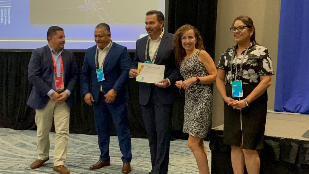 Reconocen trabajo del CERI con Premio al Logro Especial.